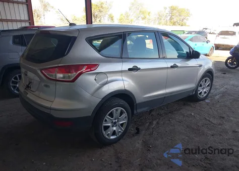 2013 Ford Escape S z USA, uszkodzony, nr VIN 1FMCU0F79DUB63732